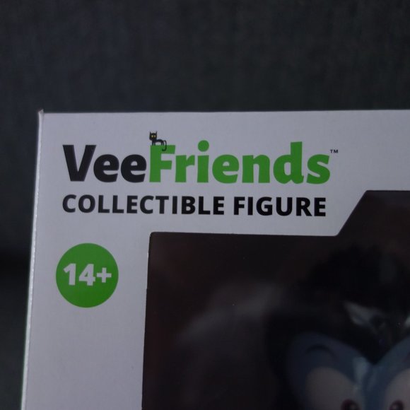 VeeFriends Gatitude Gorilla Collectible Figure Made for Macy's - Picture 4 of 7